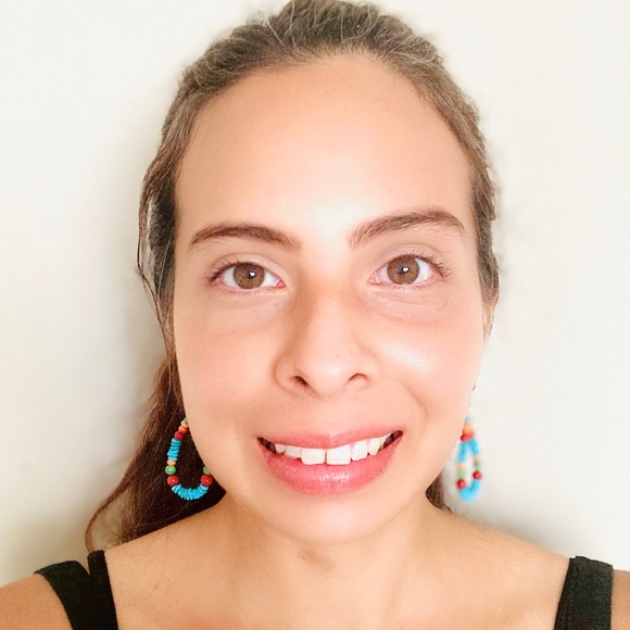 Meet your Posher, Nelda - Picture 2 of 2